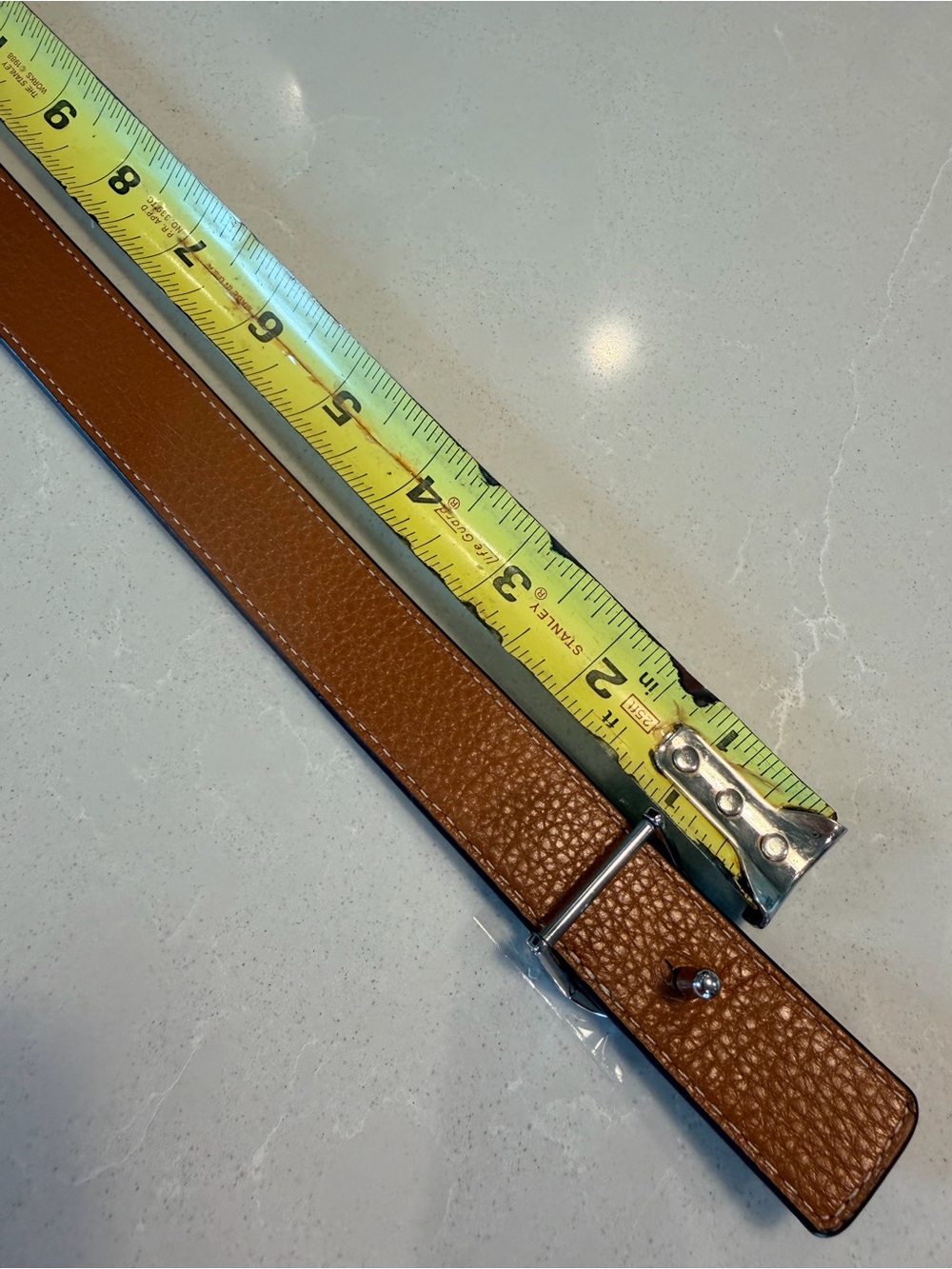 Tory Burch Black & Tan Reversible Leather Logo Belt - Picture 4 of 5